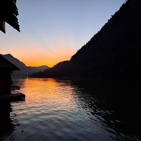 Nongkhiaw The Float House Otel Dış mekan fotoğraf