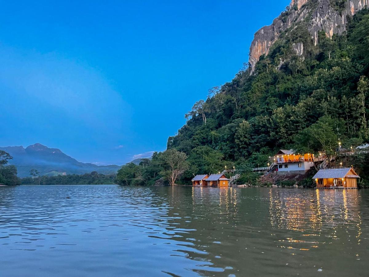Nongkhiaw The Float House Otel Dış mekan fotoğraf