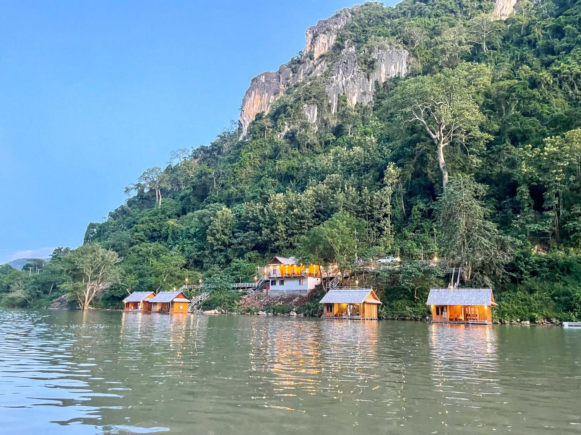 Nongkhiaw The Float House Otel Dış mekan fotoğraf