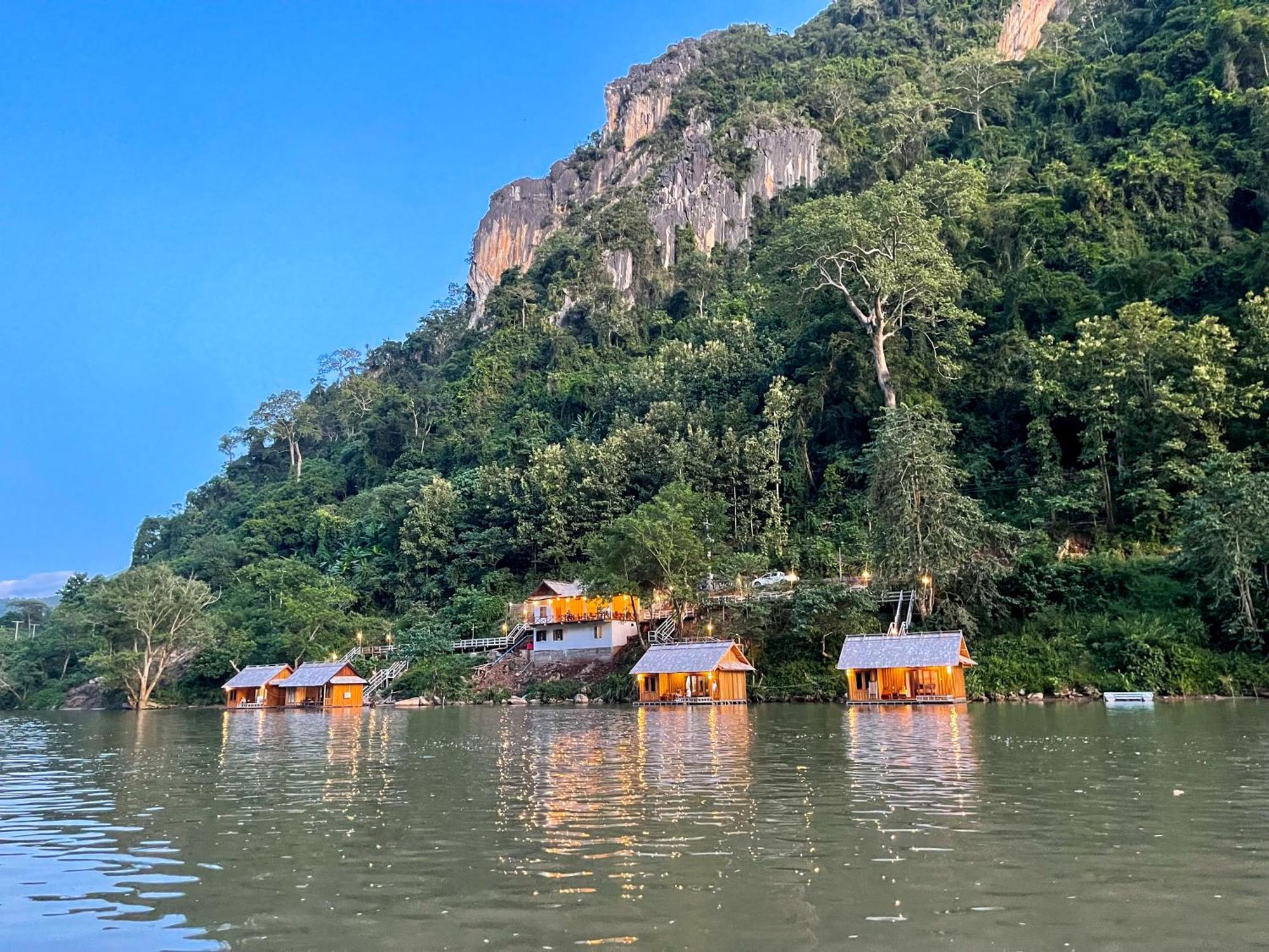 Nongkhiaw The Float House Otel Dış mekan fotoğraf