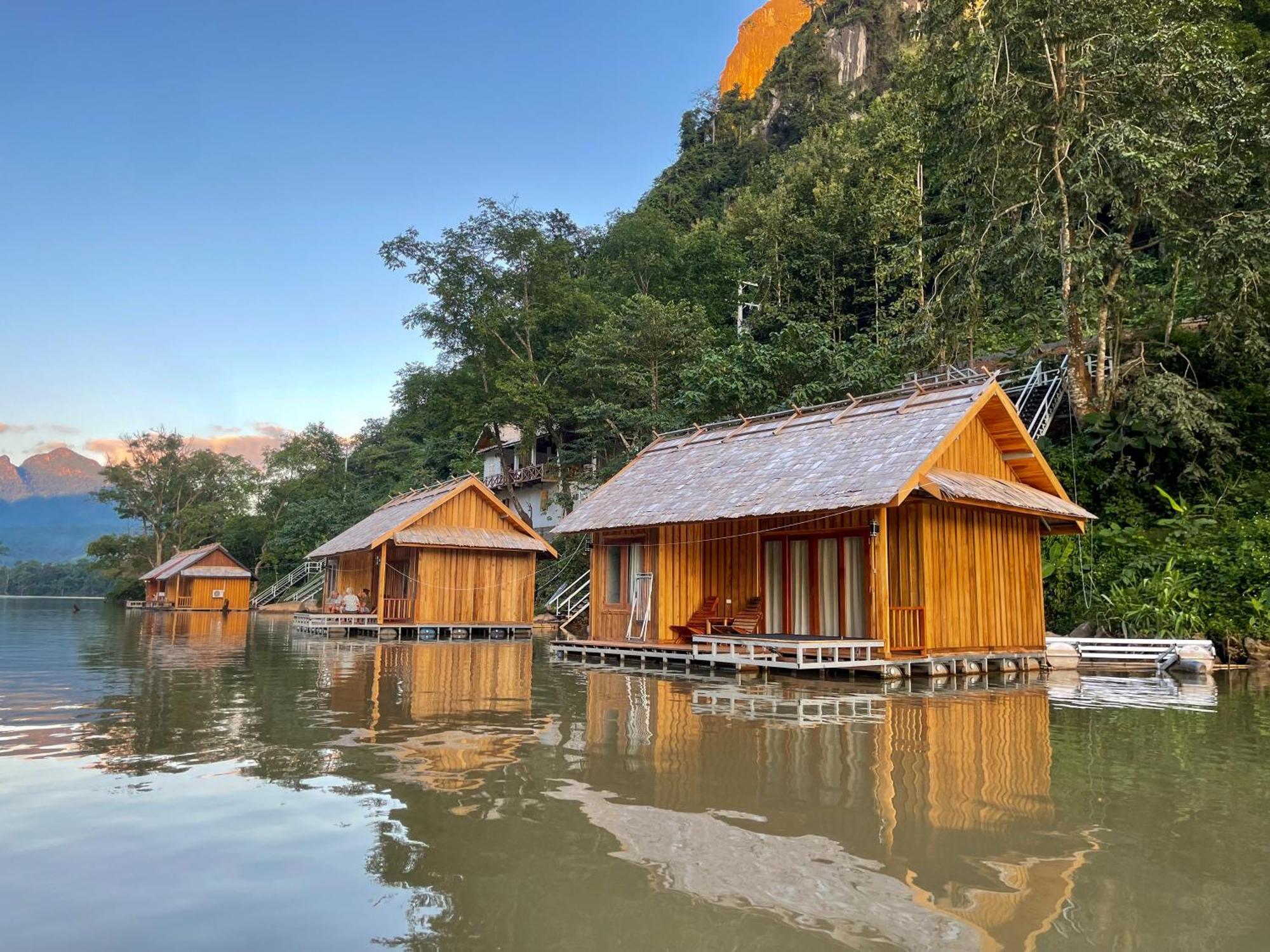 Nongkhiaw The Float House Otel Dış mekan fotoğraf