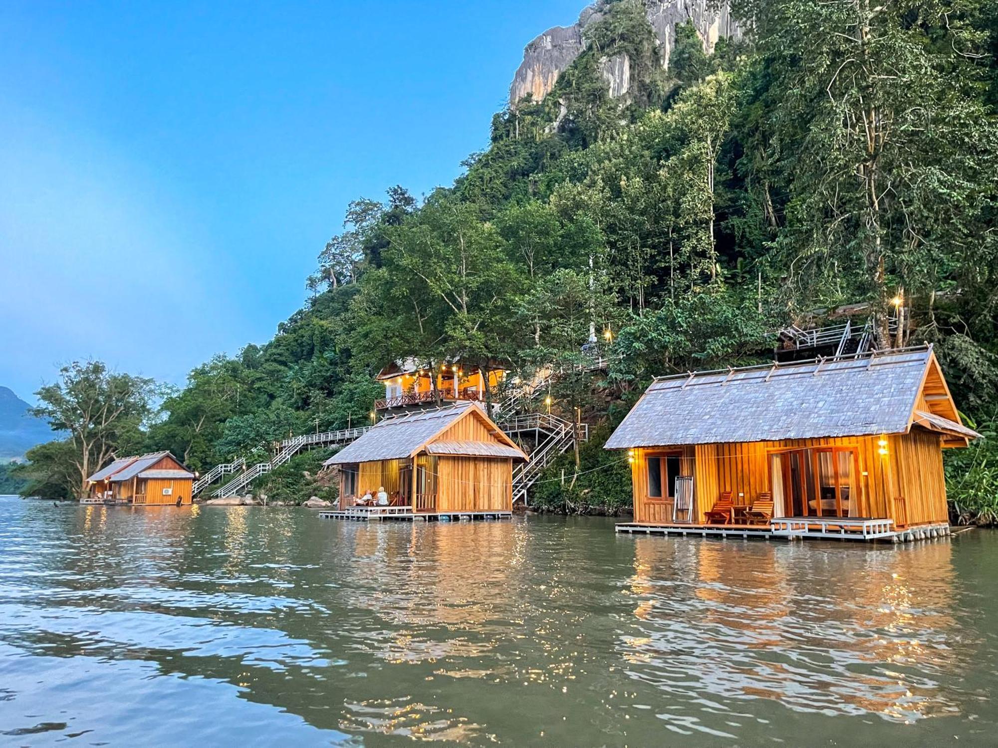 Nongkhiaw The Float House Otel Dış mekan fotoğraf