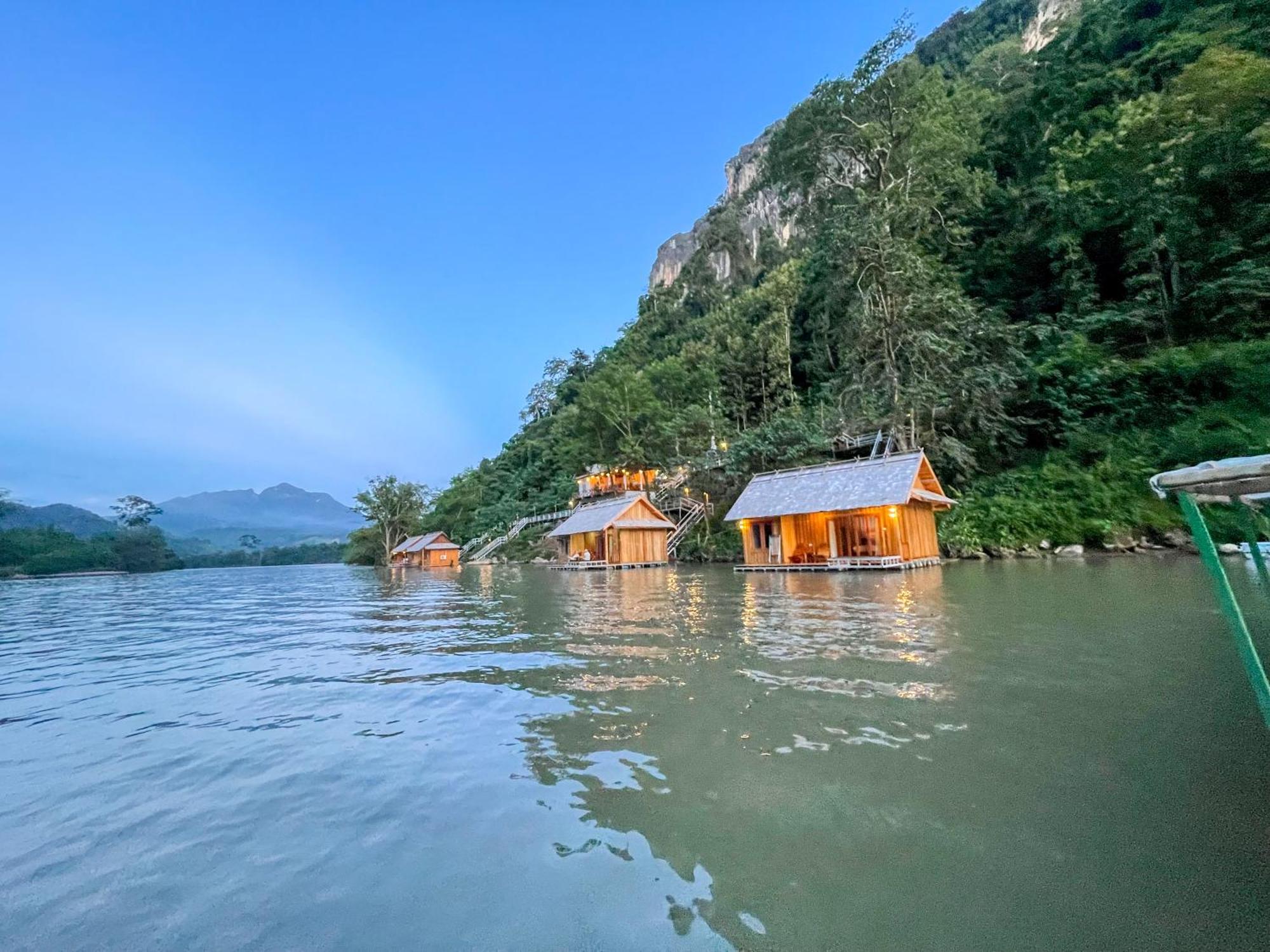 Nongkhiaw The Float House Otel Dış mekan fotoğraf