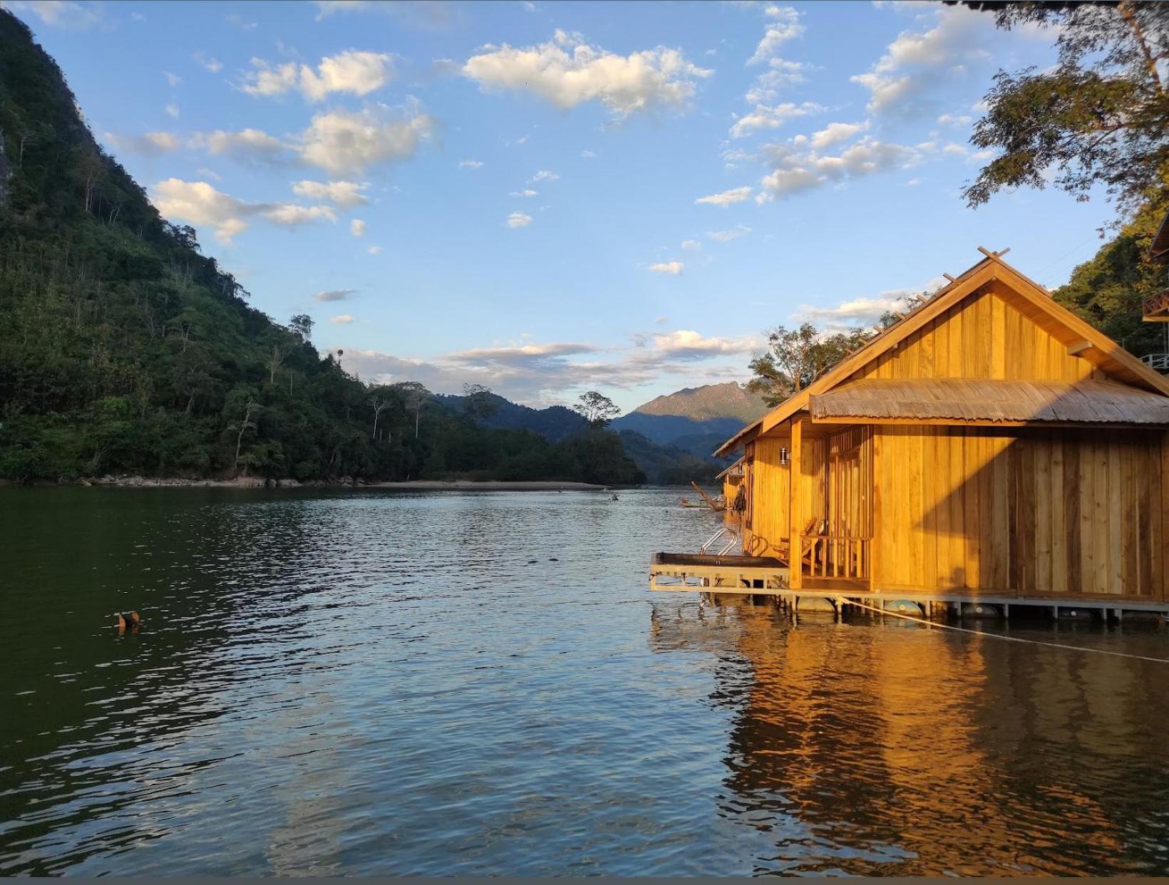 Nongkhiaw The Float House Otel Dış mekan fotoğraf